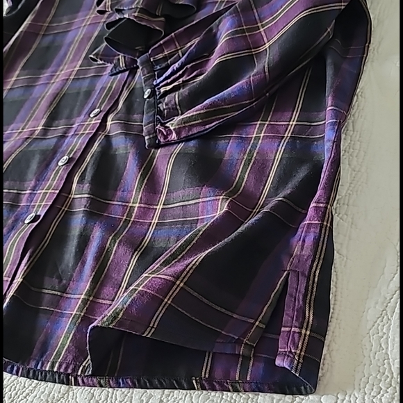 LRL Ruffled Trim Neckline Buttondown Plaid Blouse - Picture 12 of 15